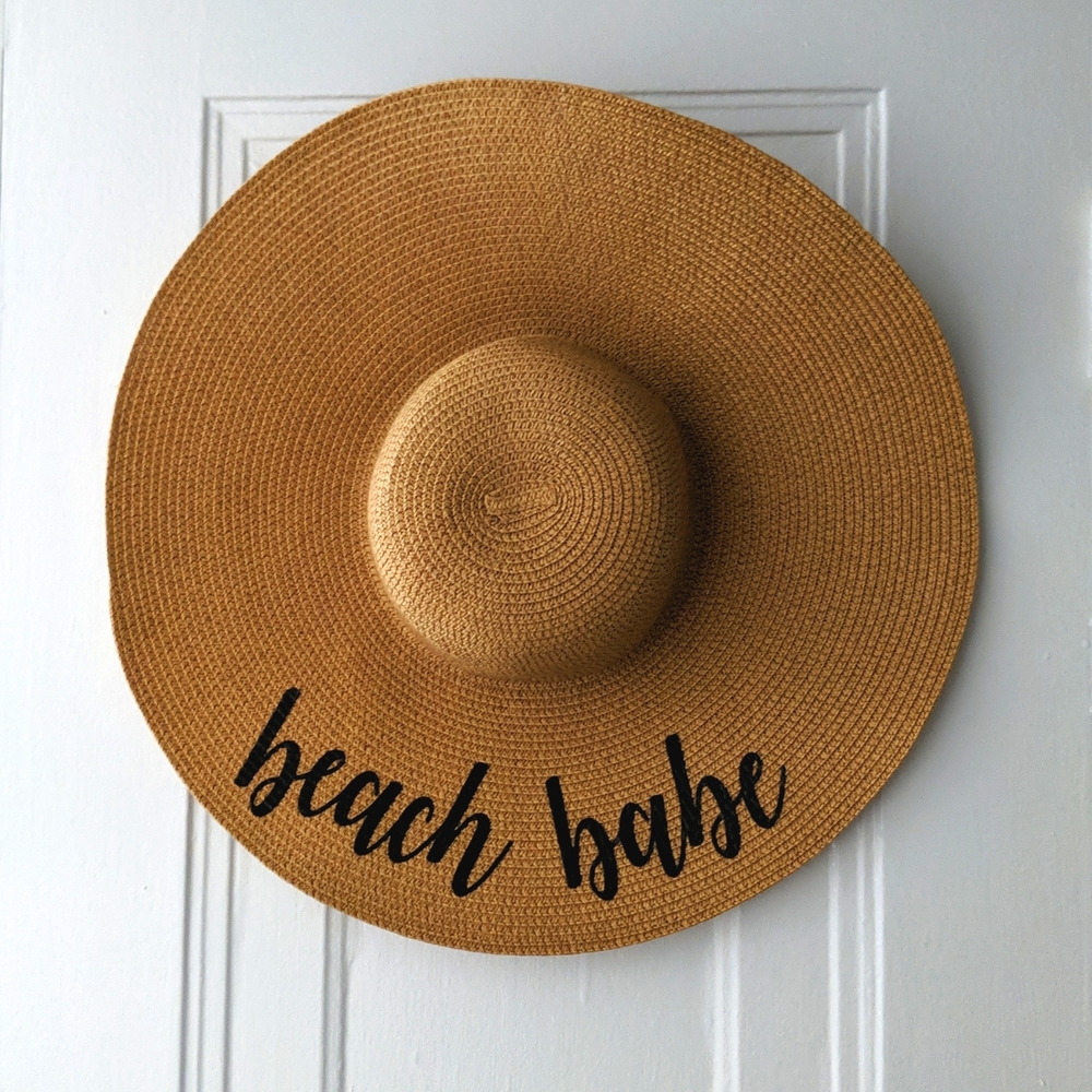 A&O International Women's Floppy Straw Beach Babe Hat - One Size